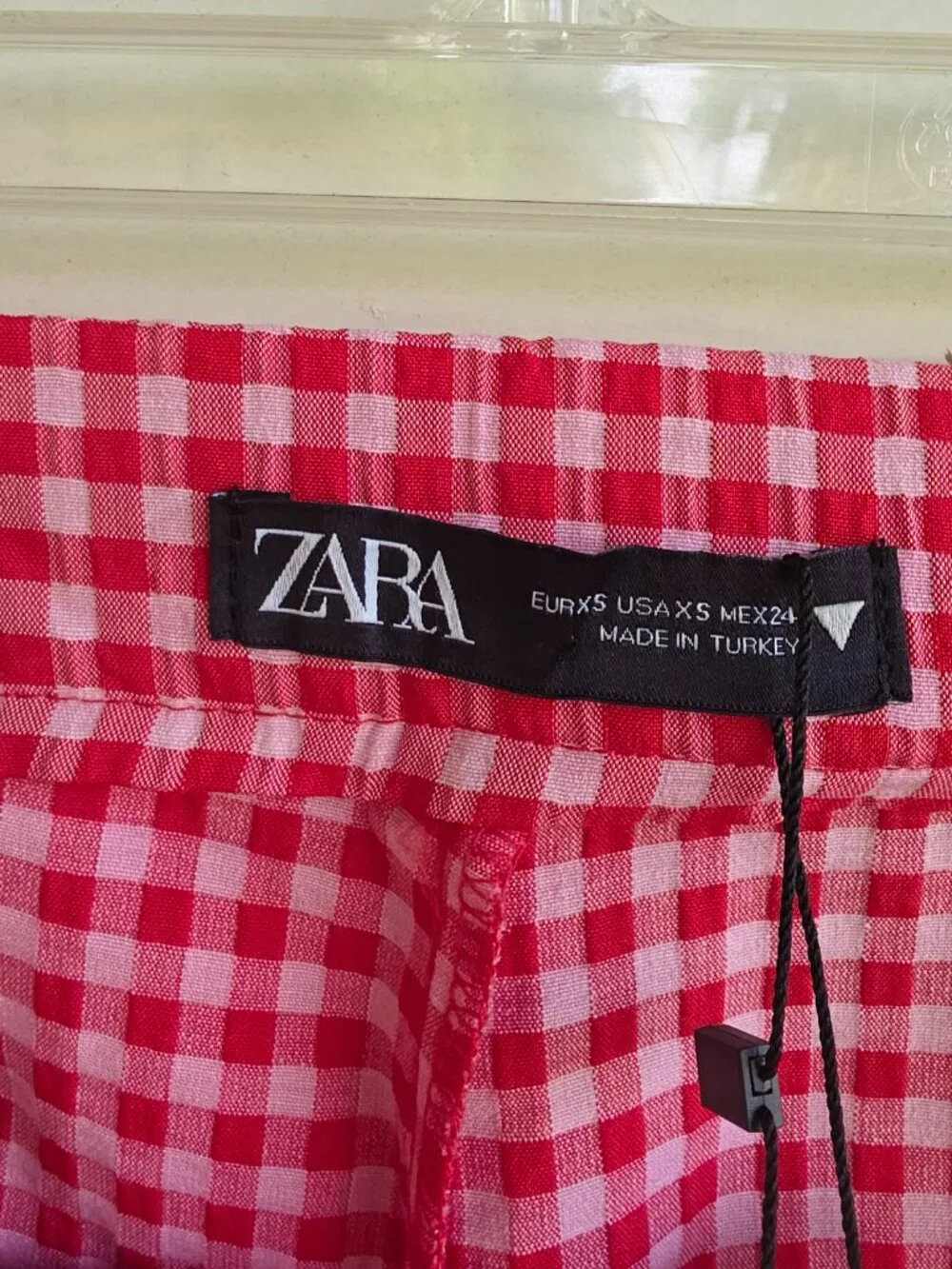 NWT Zara red and white gingham cropped flare pants - Picture 4 of 5